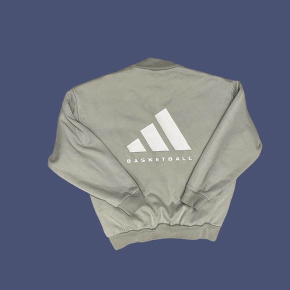 Adidas Basketball Heavyweight Sweater NWOT - Picture 2 of 4